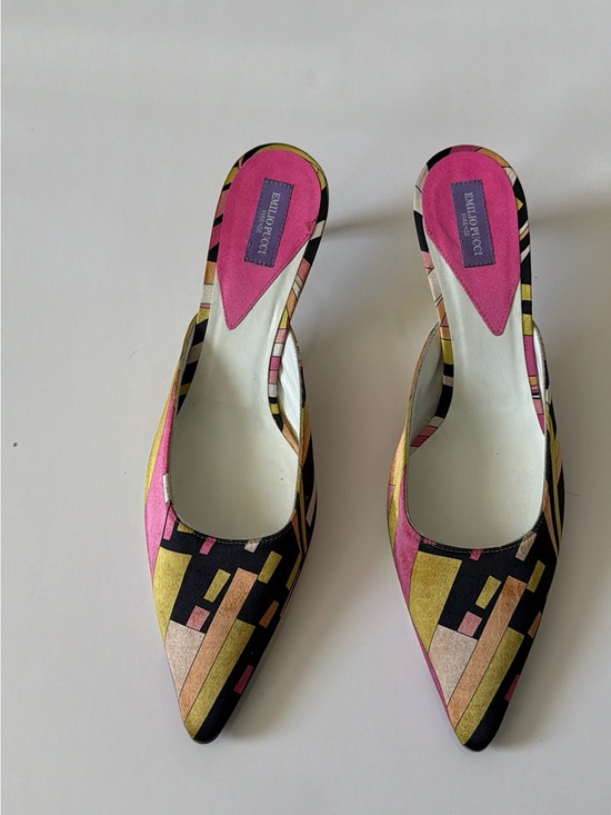 Emilio Pucci Shoes - Emilio Pucci Pink and Multicolor Geometric Pointed Mules
